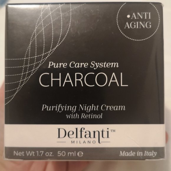 2/$40 Delfanti Charcoal Purifying Night Cream with Retinol - Picture 5 of 6